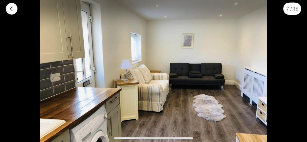 The At Number 5 Apartment